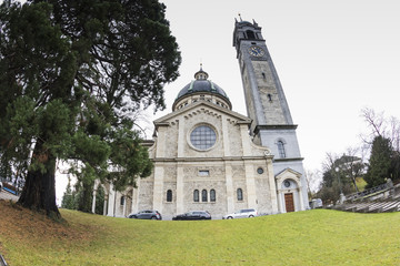 Fototapeta na wymiar ZURICH,SWITZERLAND - NOVEMBER 21,2015: View of a city church