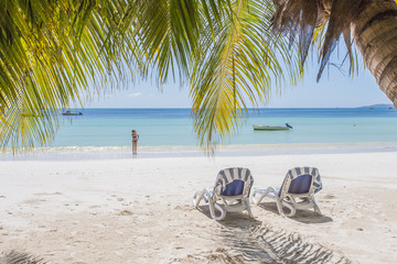 Fototapeta na wymiar plage d'anse Volbert, Côte d'Or, Praslin, Seychelles