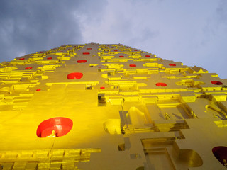 Buddha Khaya Stupa, golden pagoda at Wat Wang Wi Weh Karam in Sa - obrazy, fototapety, plakaty