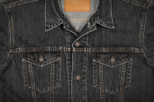 jeans jacke, two side pockets.