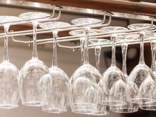 suspension for pure glasses in cafe