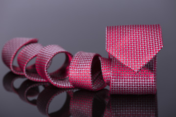elegant objects for the male wardrobe
