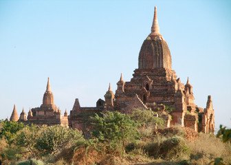 Fototapeta na wymiar Ancient pagodas in Bagan, blue sky in background