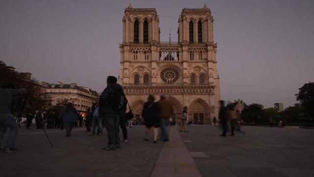 Time lapse of the Seine, Notre Dame at Paris, France