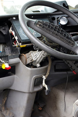 steering wheel broken