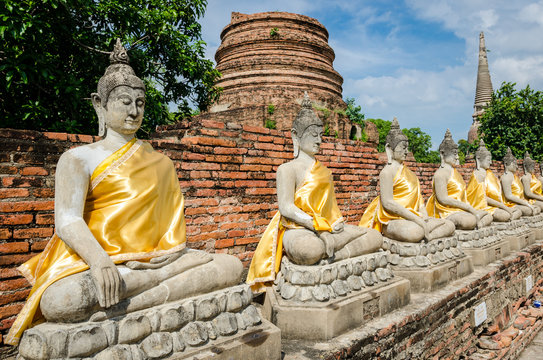 Ayutthaya (Thailand), Buddha statues in old temple ruins