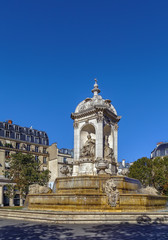 Fototapeta na wymiar Fountain Saint-Sulpice, Paris