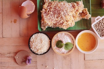 Making pork fried with breaded ( pork cutlet tonkatsu).
