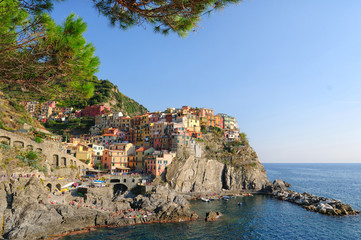 Fototapeta na wymiar Manarola piccolo paese delle cinque terre, Liguria Italia
