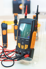 Digital multimeter