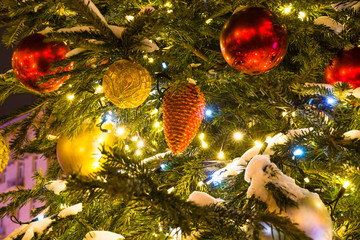 Christmas Tree with decorations and Cristmas Toys.