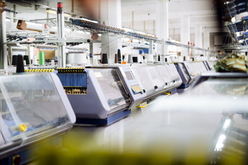 Knitting and weaving machines