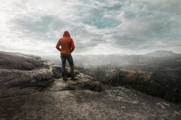 Wanderer auf einem Berg