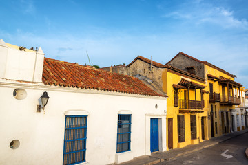 Fototapeta na wymiar Colonial Street in Cartagena