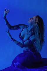 Obraz premium Beautiful belly dancer