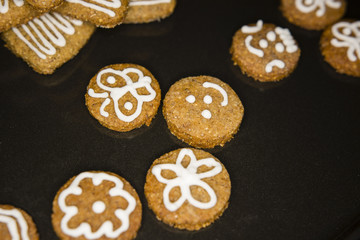 Gingerbread with icing.