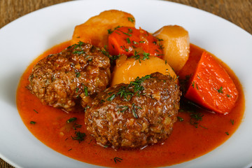 Minced meat balls with potato