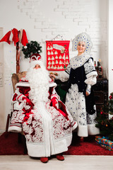 Obraz premium Russian Christmas characters: Ded Moroz (Santa) and Snegurochka