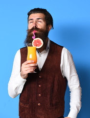 Fototapeta premium satisfied handsome bearded man