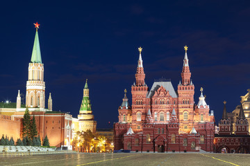Fototapeta premium The architectural ensemble of the Red square at night, Moscow, Russia