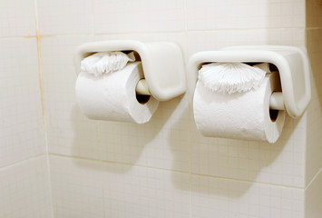 tissue paper roll in bathroom