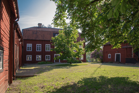 Wiese Gutshof in Köping in Schweden