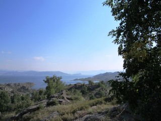 Горы и залив