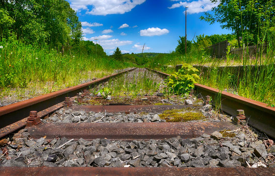 Eisenbahnschiene . Der Weg zum Ziel.
