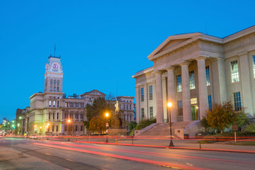 Fototapeta na wymiar The old City Hall in downtown Louisville