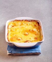 Gratin with baked cheese