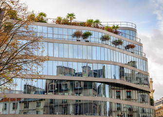 Immeubles modernes et anciens