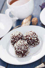 chocolate coconut cookies