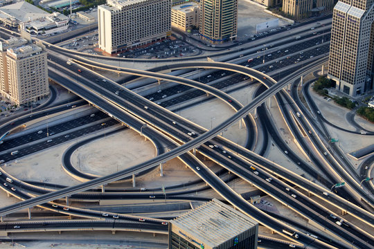 Cross roads in Dubai, United Arab Emirates