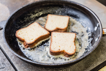 french toasts
