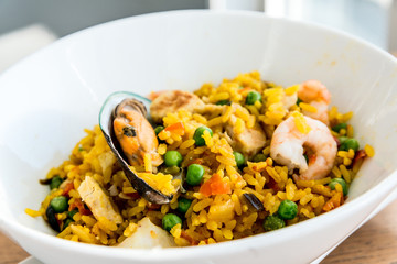 Prawn with rice - closeup of prawn with rice - traditionnal span