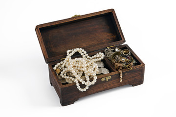 box with jewelery and coins