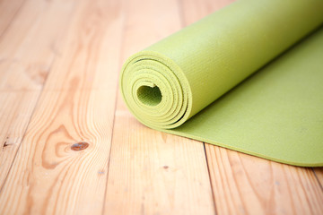 Green twisted mat for fitness