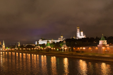 Fototapeta na wymiar Night landscape Kremlin and the river in Russia