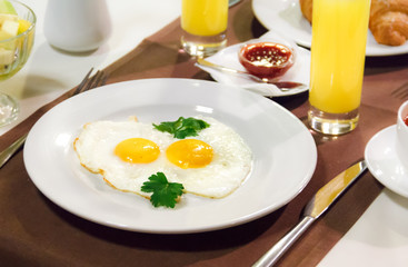 European breakfast, business lunch, english breakfast, tea, scra
