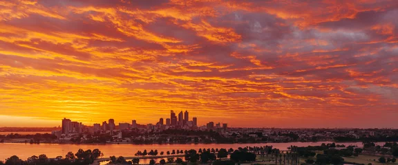 Photo sur Plexiglas construction de la ville Un panorama sur les toits de Perth au coucher du soleil