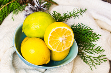 Fototapeta na wymiar Fresh organic lemons