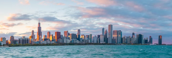 Fotobehang Skyline van de binnenstad van Chicago bij zonsondergang © f11photo