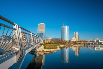 Fototapeta na wymiar Milwaukee skyline in USA