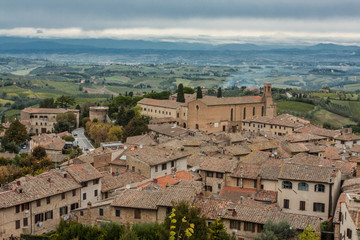 Fototapeta na wymiar view of san gimignano
