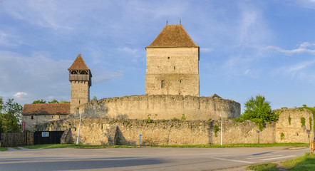 Fototapeta na wymiar Zamek chłopski w Calnic, Rumunia