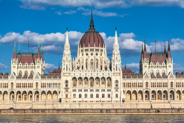 Fototapeta premium Parliament Building in Budapest, Hungary