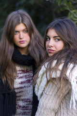 Obraz premium Portrait of two friends with serious face