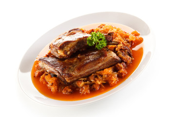 Grilled ribs with vegetables