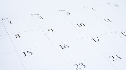 Number of white calendar desk 4