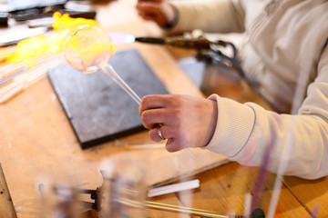 writing and working on glass christmas balls